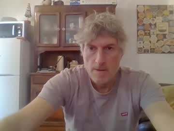 22esserre — 2025-10-24 14:01 22esserre — 2025-10-24 14:01