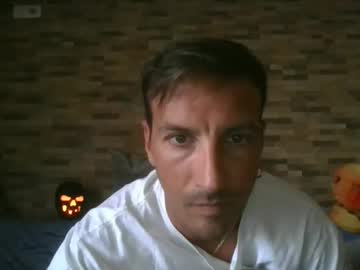 alexdelarge23 — 2025-10-27 12:39 alexdelarge23 — 2025-10-27 12:39