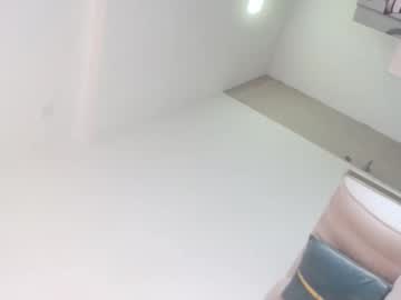 almadoll_ — 2025-10-30 05:45 almadoll_ — 2025-10-30 05:45