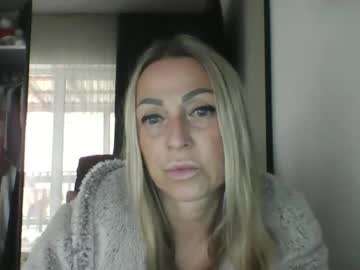 blondkitti — 2025-09-29 13:54 blondkitti — 2025-09-29 13:54