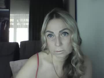 blondkitti — 2025-10-24 08:00 blondkitti — 2025-10-24 08:00