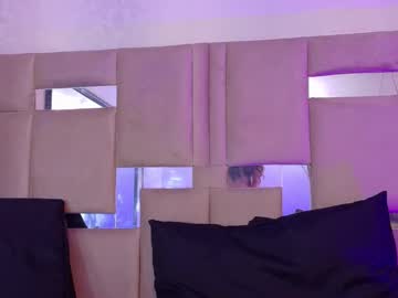 queenjenn__ — 2025-10-04 13:30 queenjenn__ — 2025-10-04 13:30