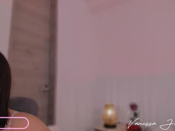 vanessajohnsonn — 2025-10-14 21:42 vanessajohnsonn — 2025-10-14 21:42
